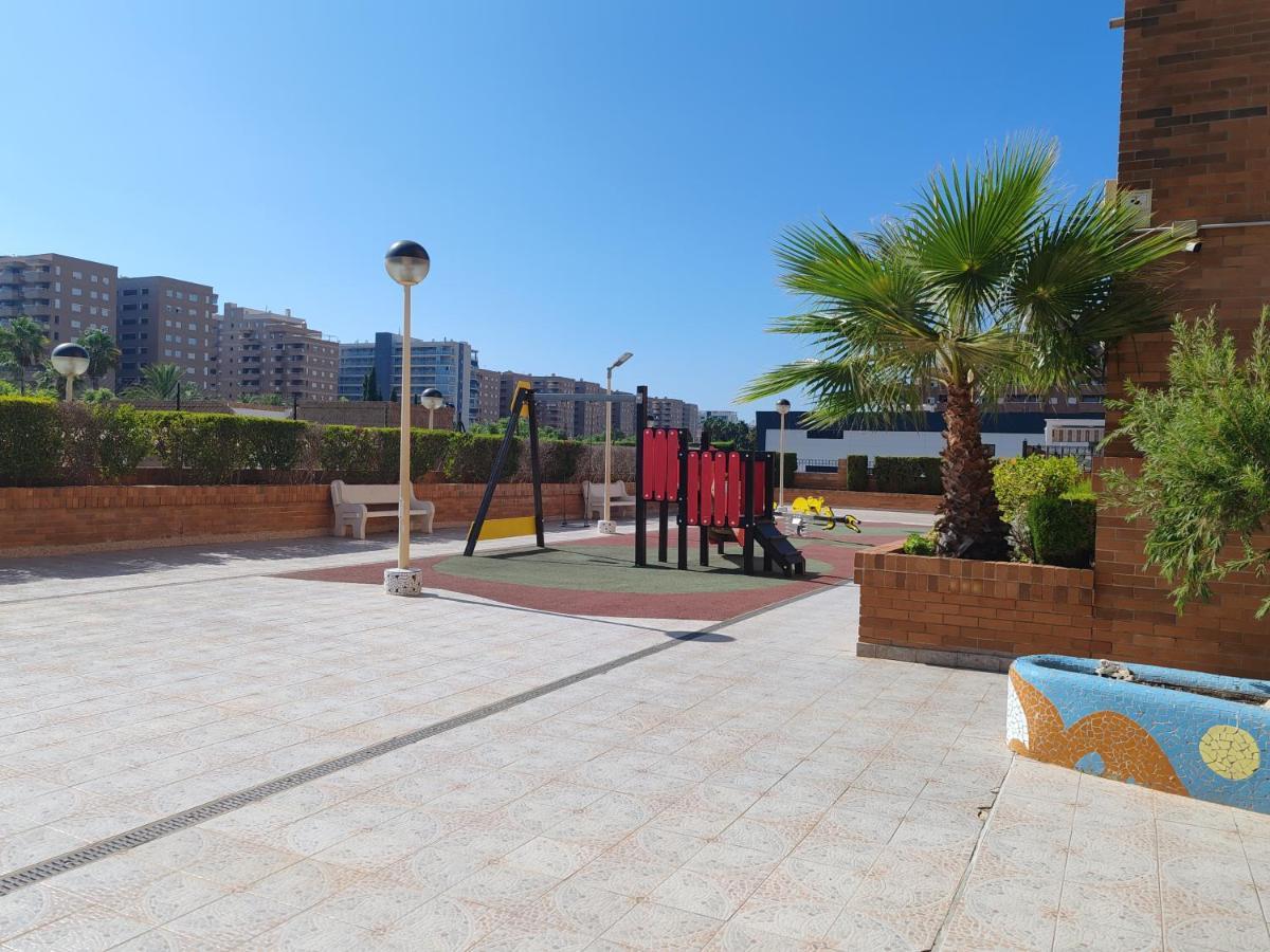 Apartamento Magic World Nueva Marina D'Or 2 Dormitorios Edificio Torremar オロペサ・デル・マール エクステリア 写真